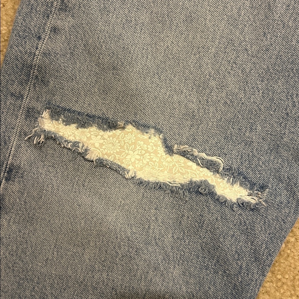 AGOLDE 90's Mid Rise Loose Fit in Captured - Picture 8 of 8